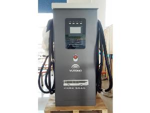 宇通配套直流充电桩